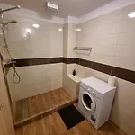 Avram Iancu Private With Ac דירה